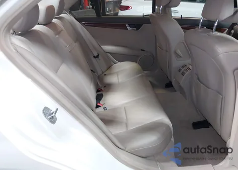 2011 Mercedes-Benz C 300 Luxury 4Matic/Sport 4Matic from USA, damaged, VIN WDDGF8BB6BR158597